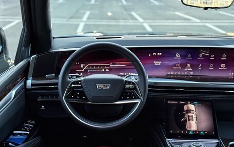 Cadillac Escalade V, 2024 год, 25 000 000 рублей, 13 фотография
