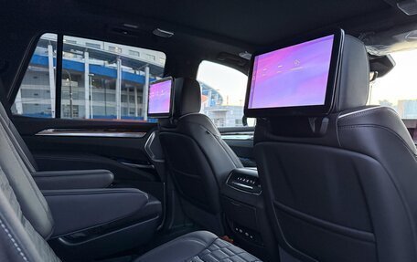 Cadillac Escalade V, 2024 год, 25 000 000 рублей, 16 фотография
