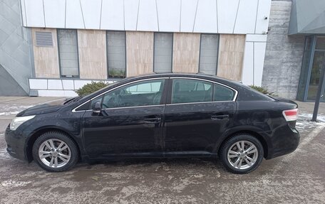 Toyota Avensis III рестайлинг, 2009 год, 1 000 000 рублей, 5 фотография