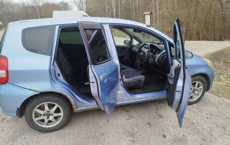 Honda Fit III, 2001 год, 230 000 рублей, 17 фотография