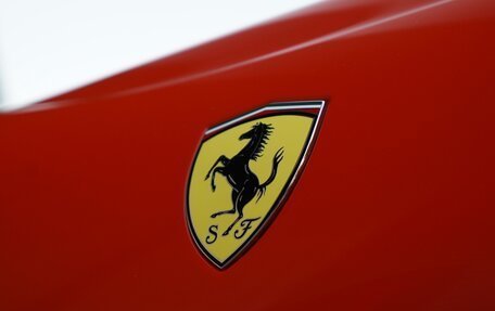Ferrari 812, 2018 год, 35 000 000 рублей, 19 фотография