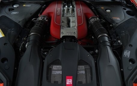 Ferrari 812, 2018 год, 35 000 000 рублей, 9 фотография