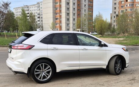 Ford Edge II рестайлинг, 2019 год, 2 400 000 рублей, 3 фотография