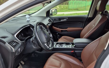 Ford Edge II рестайлинг, 2019 год, 2 400 000 рублей, 7 фотография