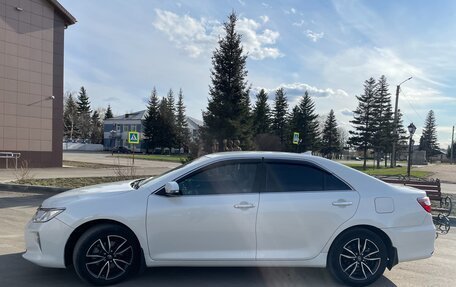 Toyota Camry, 2017 год, 2 700 000 рублей, 3 фотография