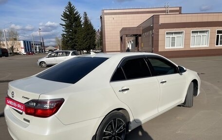 Toyota Camry, 2017 год, 2 700 000 рублей, 5 фотография
