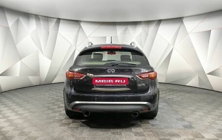 Infiniti QX70, 2015 год, 1 975 150 рублей, 8 фотография