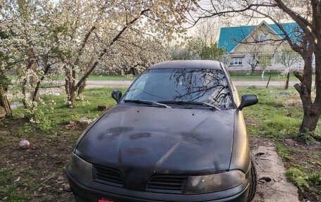 Mitsubishi Carisma I, 2003 год, 60 000 рублей, 12 фотография