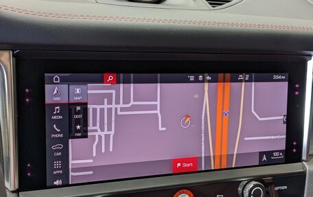 Porsche Macan I рестайлинг, 2023 год, 15 316 000 рублей, 15 фотография