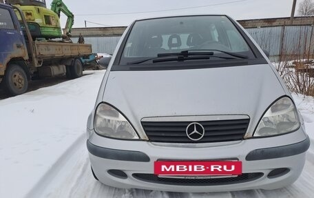 Mercedes-Benz A-Класс, 2001 год, 330 000 рублей, 3 фотография