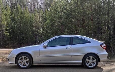 Mercedes-Benz C-Класс, 2006 год, 875 000 рублей, 3 фотография