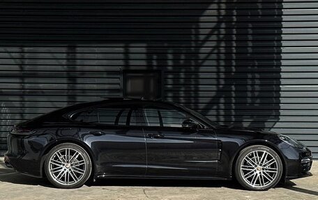 Porsche Panamera II рестайлинг, 2021 год, 3 фотография