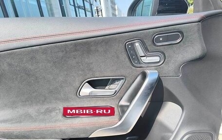 Mercedes-Benz CLA, 2022 год, 1 999 039 рублей, 6 фотография