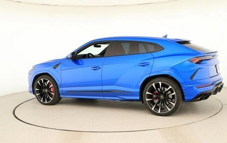 Lamborghini Urus I, 2022 год, 24 000 000 рублей, 6 фотография