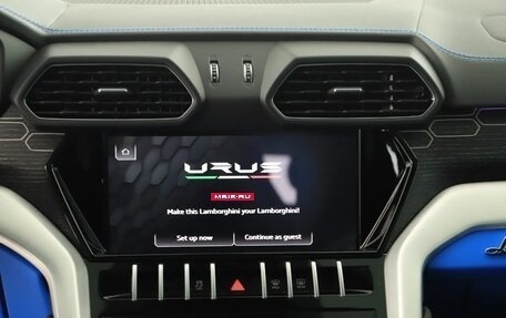 Lamborghini Urus I, 2022 год, 24 000 000 рублей, 27 фотография