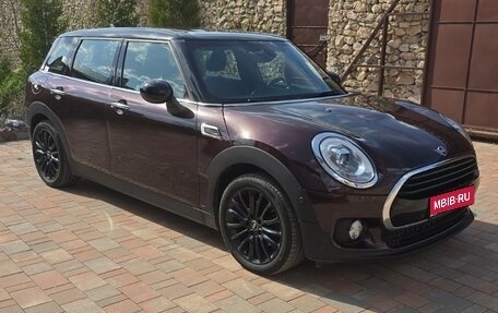 MINI Clubman, 2018 год, 2 700 000 рублей, 1 фотография