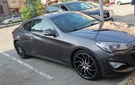 Hyundai Genesis Coupe I рестайлинг, 2012 год, 2 050 000 рублей, 5 фотография