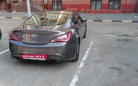 Hyundai Genesis Coupe I рестайлинг, 2012 год, 2 050 000 рублей, 3 фотография
