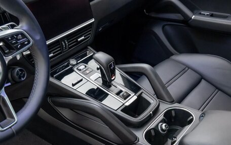 Porsche Cayenne III, 2022 год, 10 058 000 рублей, 13 фотография