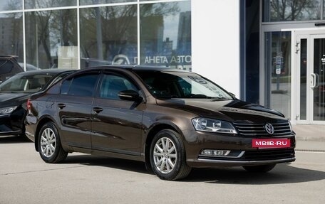Volkswagen Passat B7, 2013 год, 1 150 000 рублей, 14 фотография