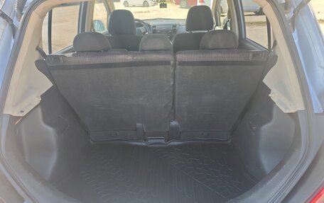 Nissan Tiida, 2010 год, 810 000 рублей, 4 фотография