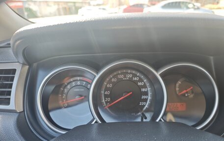 Nissan Tiida, 2010 год, 810 000 рублей, 6 фотография