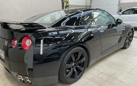 Nissan GT-R, 2009 год, 7 500 000 рублей, 10 фотография