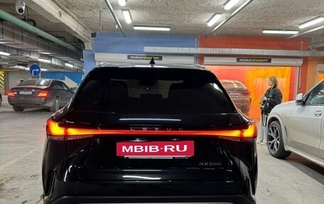 Lexus RX IV рестайлинг, 2023 год, 11 000 000 рублей, 3 фотография