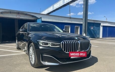 BMW 7 серия, 2019 год, 7 100 000 рублей, 2 фотография