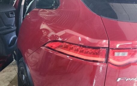 Jaguar F-Pace, 2016 год, 2 300 000 рублей, 8 фотография