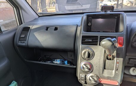 Honda Mobilio Spike I рестайлинг, 2005 год, 420 000 рублей, 10 фотография