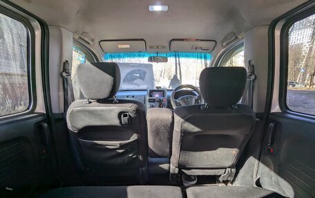 Honda Mobilio Spike I рестайлинг, 2005 год, 420 000 рублей, 11 фотография