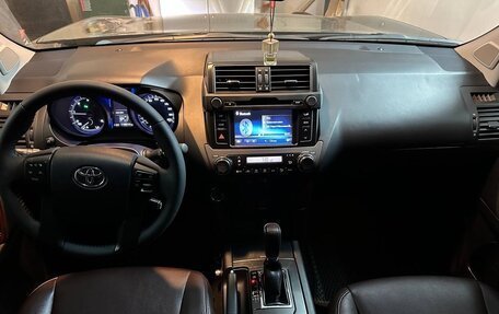 Toyota Land Cruiser Prado 150 рестайлинг 2, 2014 год, 3 780 000 рублей, 16 фотография