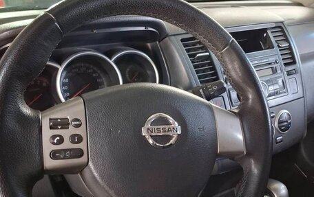 Nissan Tiida, 2010 год, 650 000 рублей, 3 фотография