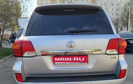 Toyota Land Cruiser 200, 2013 год, 3 700 000 рублей, 3 фотография