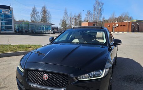 Jaguar XE I рестайлинг, 2017 год, 2 500 000 рублей, 2 фотография