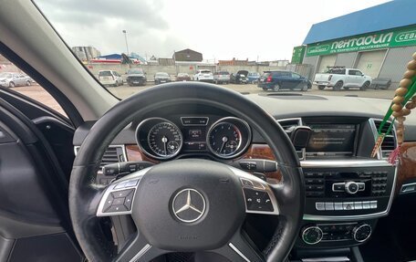 Mercedes-Benz M-Класс, 2013 год, 2 950 000 рублей, 10 фотография