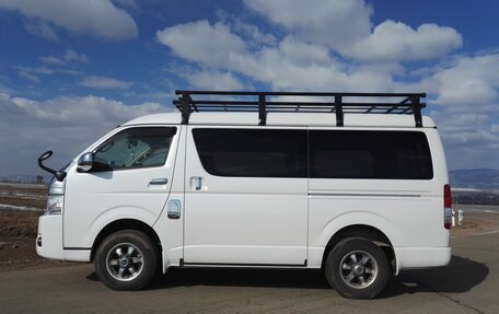 Toyota HiAce H200, 2014 год, 3 900 000 рублей, 6 фотография