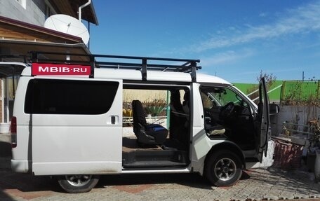 Toyota HiAce H200, 2014 год, 3 900 000 рублей, 10 фотография
