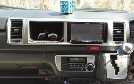 Toyota HiAce H200, 2014 год, 3 900 000 рублей, 18 фотография