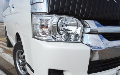 Toyota HiAce H200, 2014 год, 3 900 000 рублей, 22 фотография