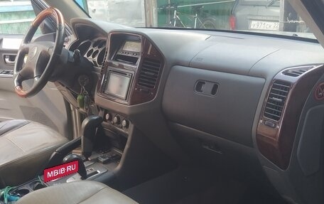 Mitsubishi Pajero III рестайлинг, 2006 год, 1 150 000 рублей, 12 фотография