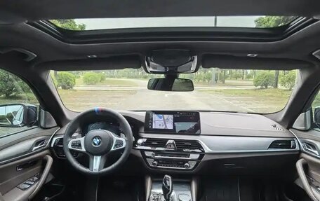 BMW 5 серия, 2021 год, 4 359 000 рублей, 12 фотография