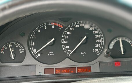 BMW 8 серия, 1992 год, 17 000 000 рублей, 15 фотография