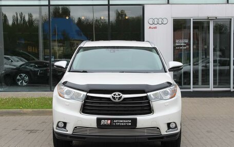 Toyota Highlander III, 2015 год, 3 100 000 рублей, 2 фотография