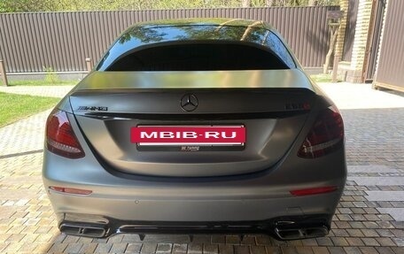 Mercedes-Benz E-Класс AMG, 2018 год, 7 700 000 рублей, 18 фотография