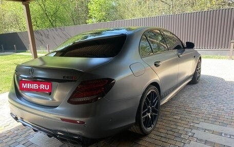 Mercedes-Benz E-Класс AMG, 2018 год, 7 700 000 рублей, 19 фотография