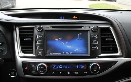 Toyota Highlander III, 2015 год, 3 100 000 рублей, 28 фотография