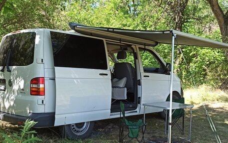 Volkswagen Transporter T5 рестайлинг, 2009 год, 1 800 000 рублей, 2 фотография