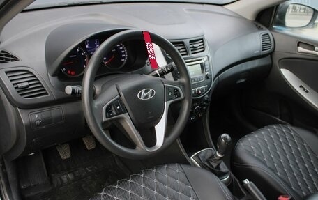 Hyundai Solaris II рестайлинг, 2016 год, 874 000 рублей, 9 фотография